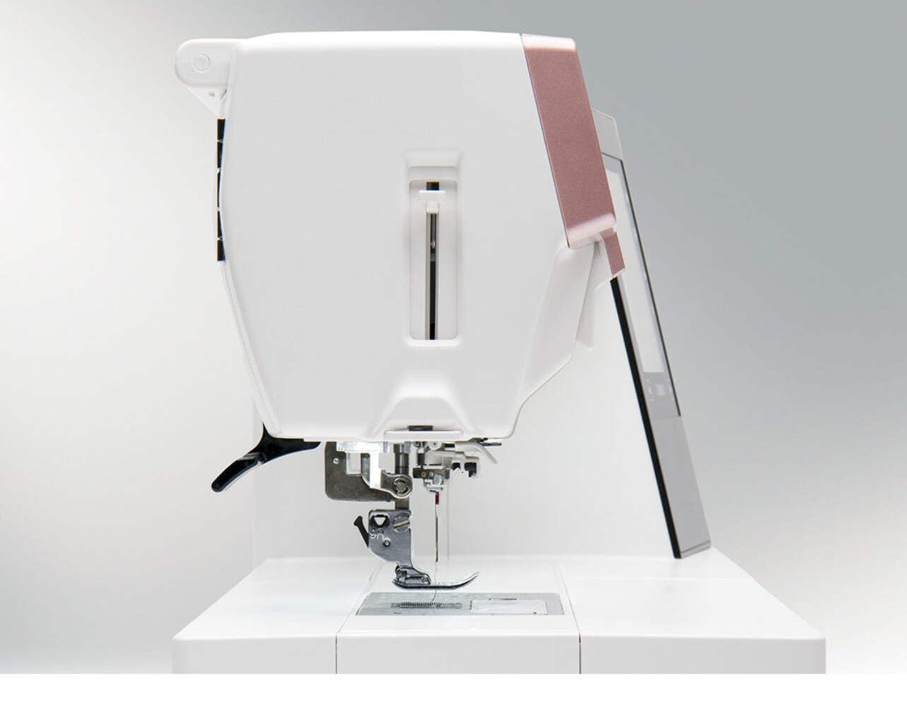 Janome Horizon Memory Craft 9410QC Sewing and Quilting Machine